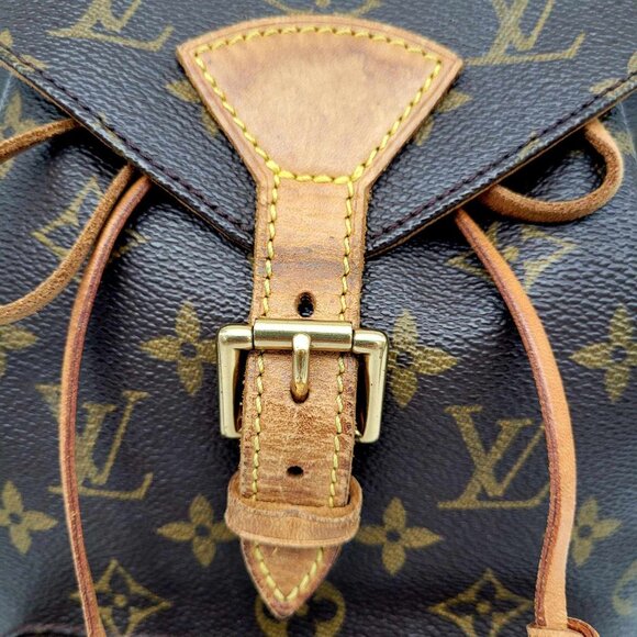 Louis Vuitton Vintage Montsouris Backpack Monogram Canvas Backpack - Picture 4 of 9